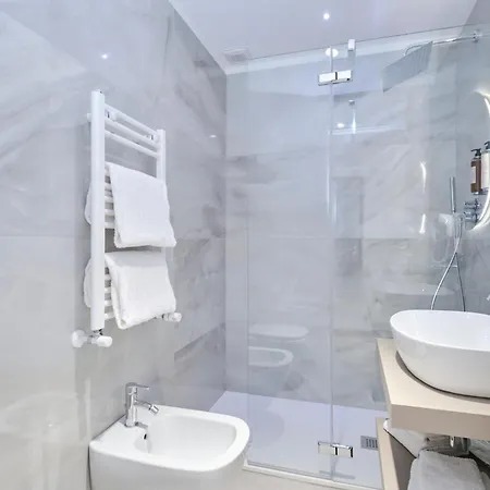 San Giovanni Retreat 4* Рим