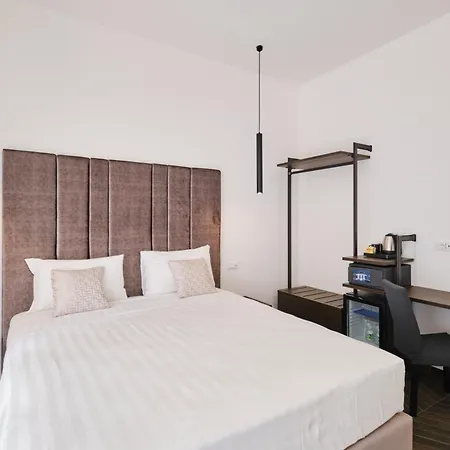 San Giovanni Retreat * Rome